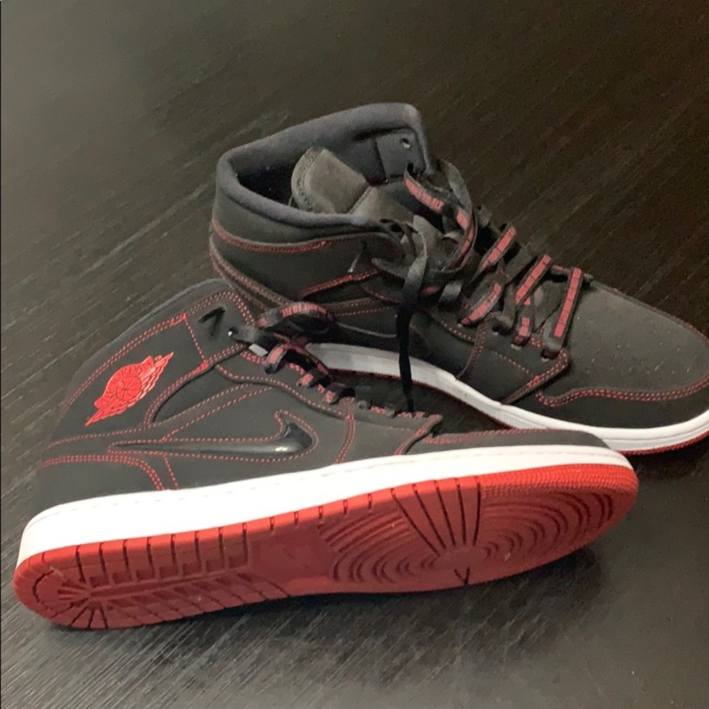 Jordan retro 1